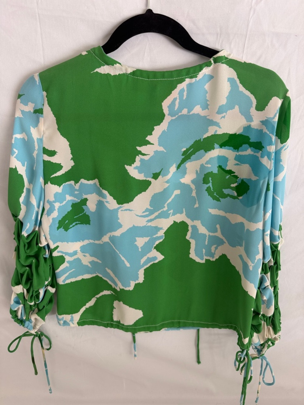 Tory Burch Size 6- Green, Sky Blue & White Print Drawstring-Sleeve Blouse - Picture 2 of 7
